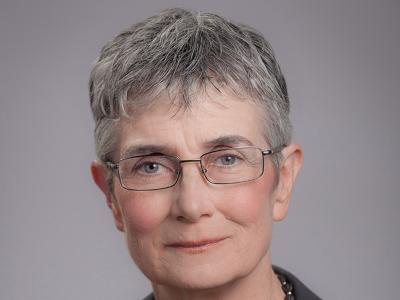 Helen Brown headshot