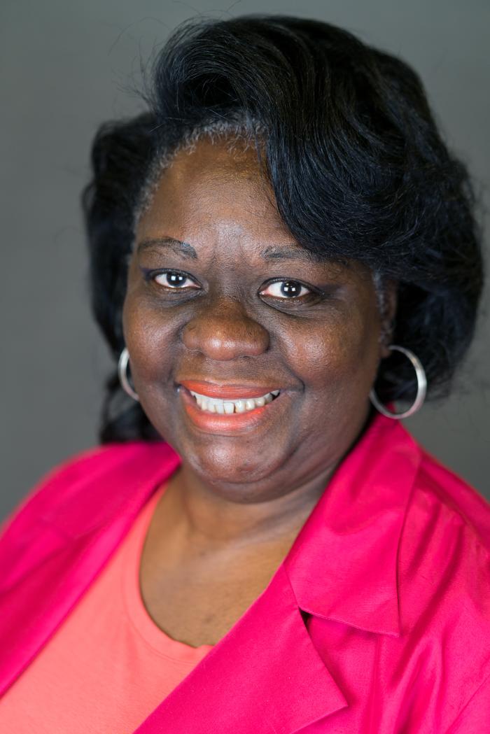 Diane Alston headshot